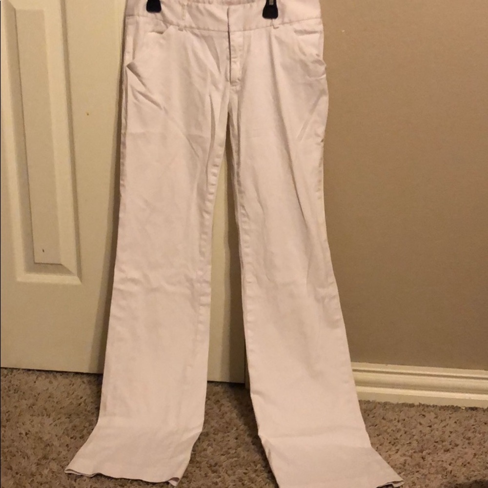 Gianni Bini white pants